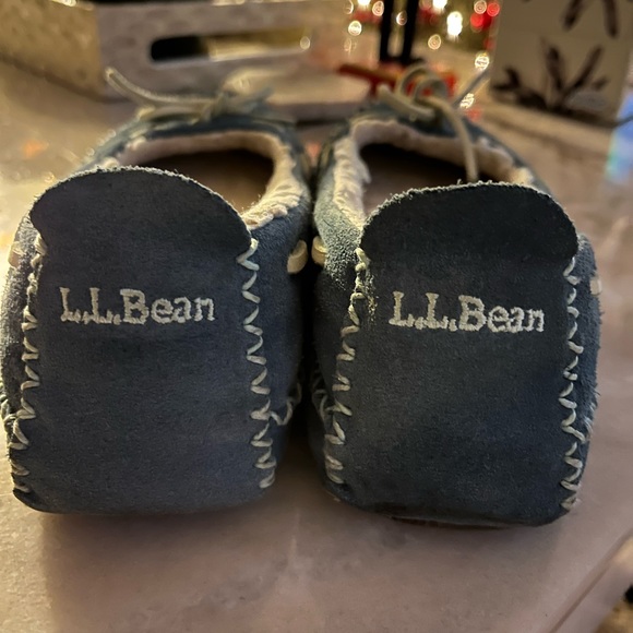 LL Bean Shearling Moccasins - Picture 1 of 8